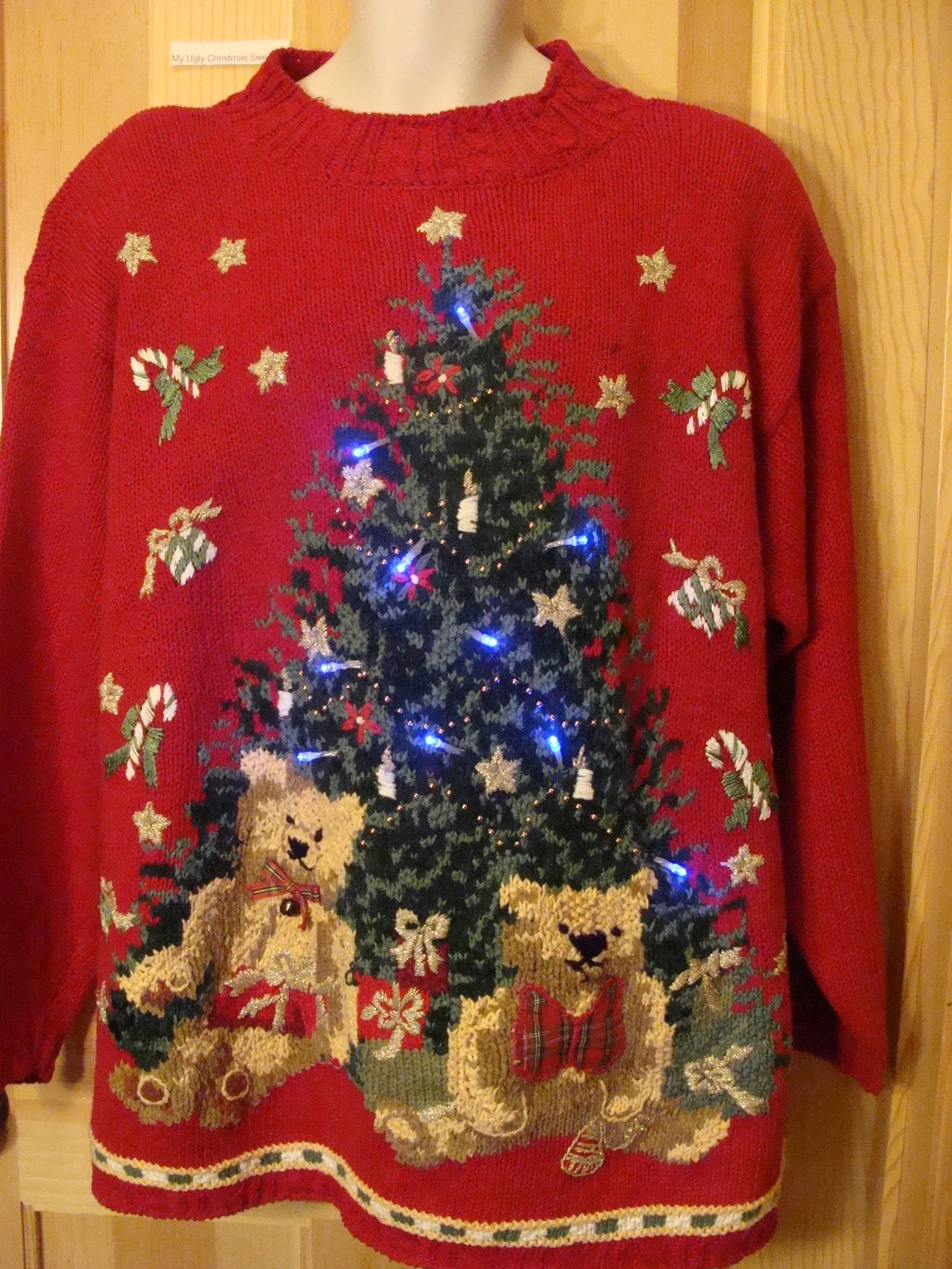 Light Up Ugly Xmas Sweater 80s Bear and Tree