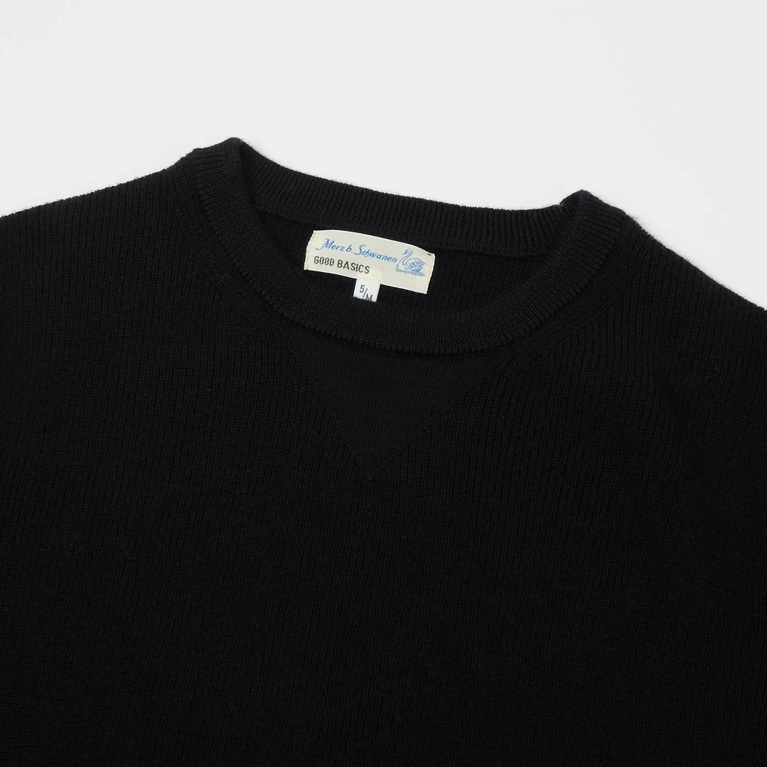 Merz b. Schwanen MWCC01 Ribbed Merino Pullover - Deep Black