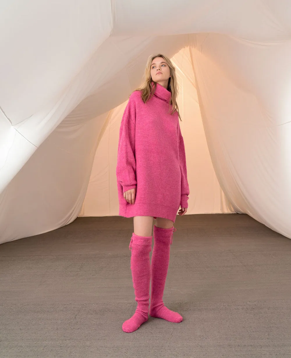 OVERSIZED TURTLENECK PULLOVER BUBBLEGUM